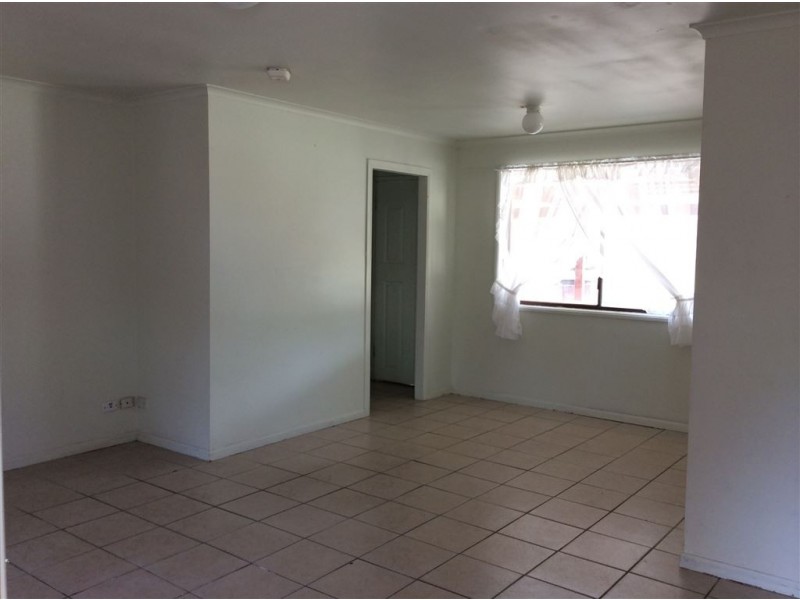 28 Moore Street, Loganlea QLD 4131