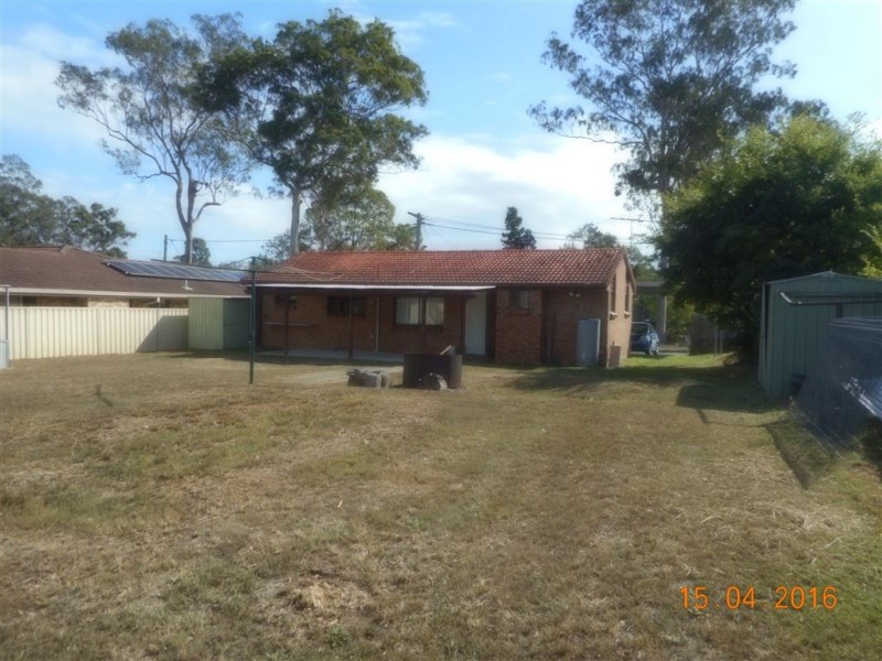 28 Moore Street, Loganlea QLD 4131