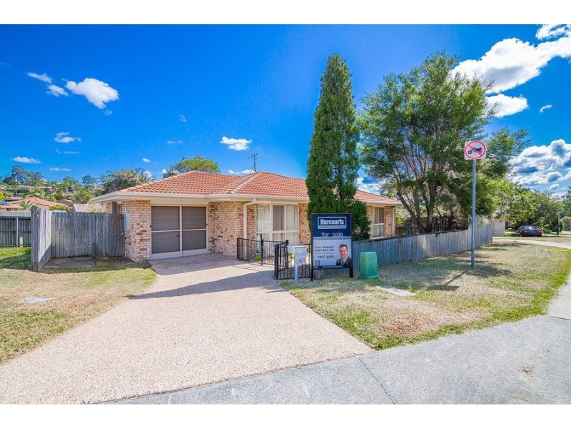 12 Eden Close, Edens Landing QLD 4207