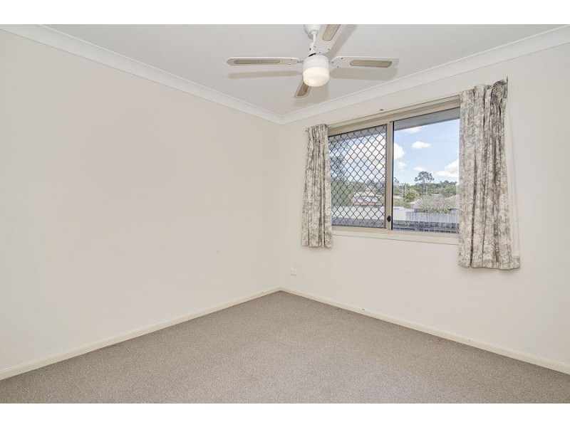 12 Eden Close, Edens Landing QLD 4207