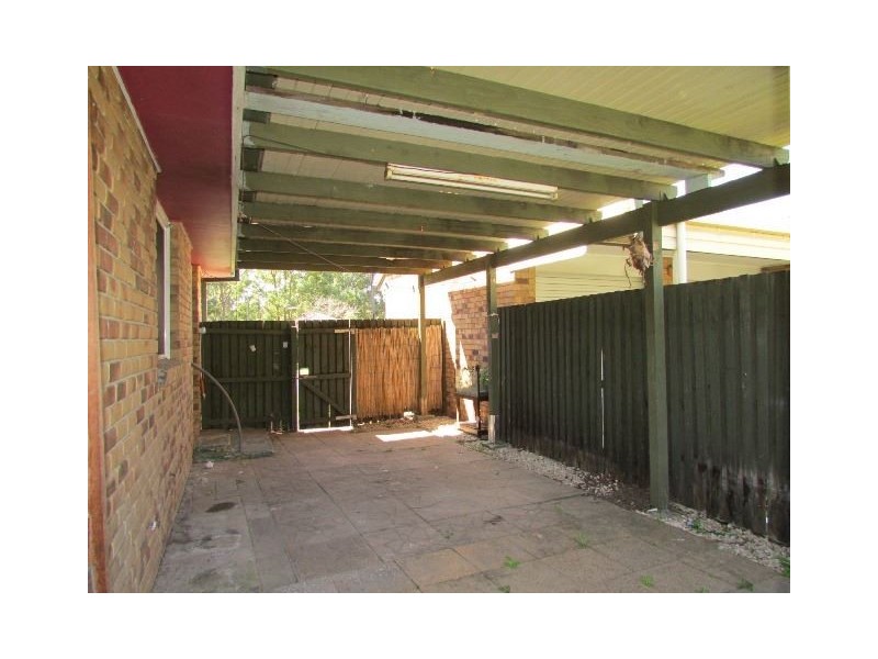 4 Bergomi Court, Eagleby QLD 4207