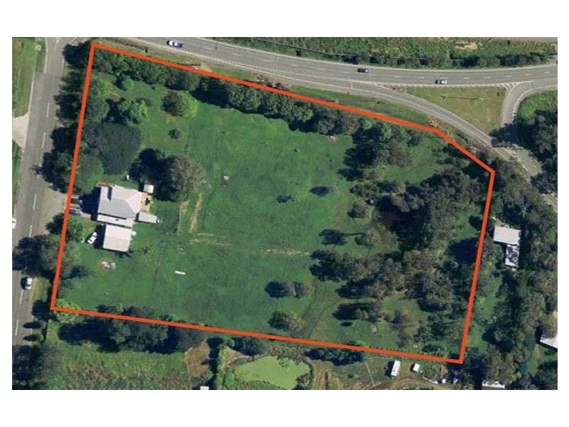 8 London Road, Belmont QLD 4153