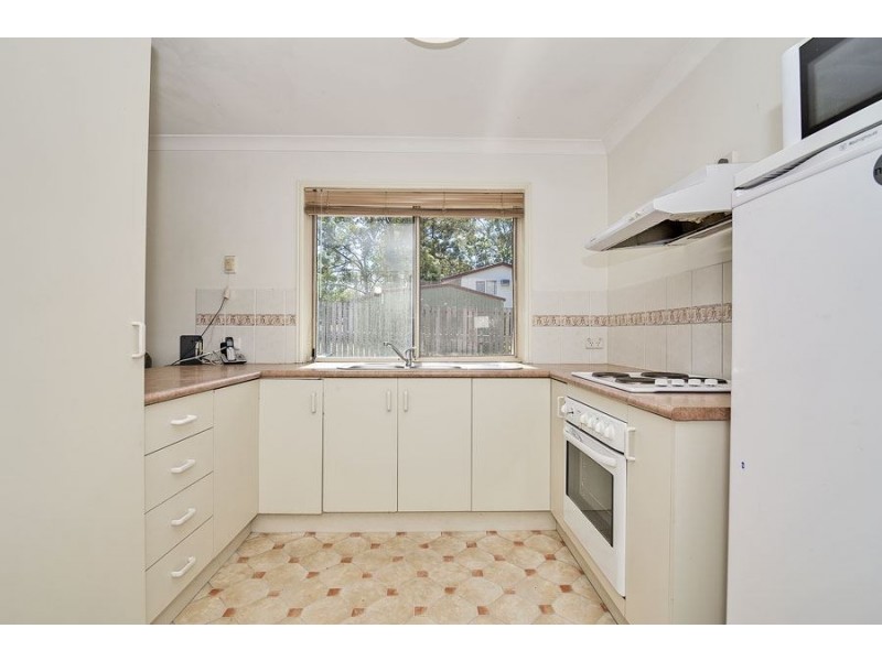 8 Cherrytree Place, Waterford West QLD 4133