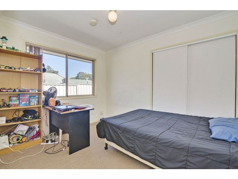 8 Cherrytree Place, Waterford West QLD 4133