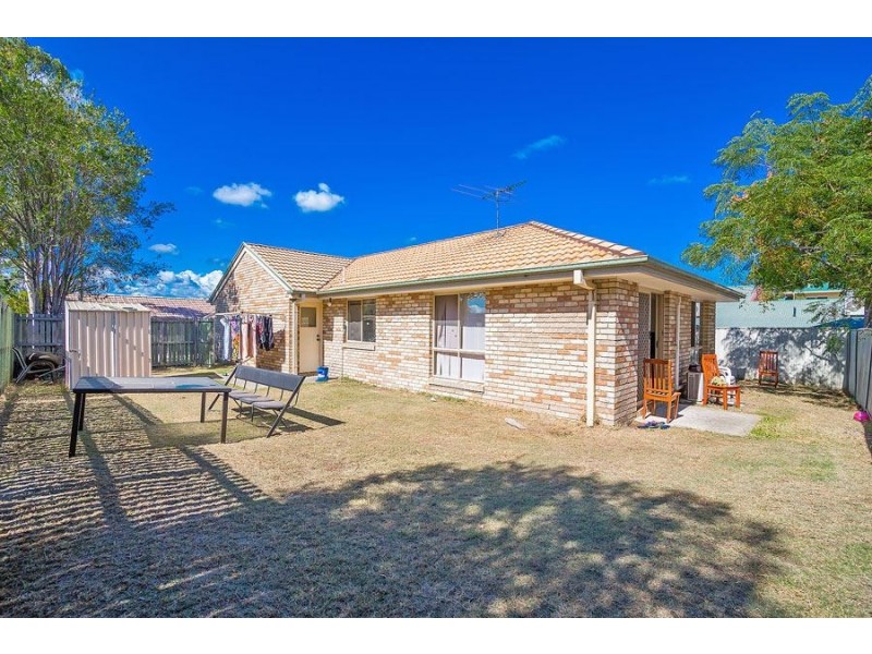 8 Cherrytree Place, Waterford West QLD 4133