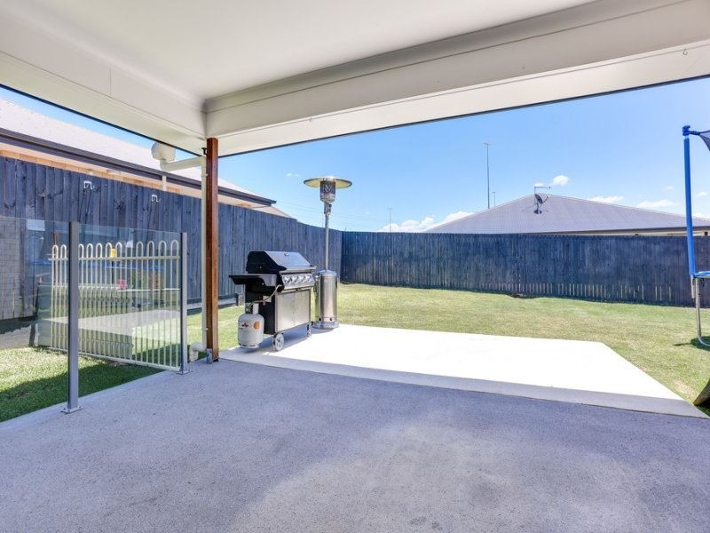 11 Fulmer Street, Yarrabilba QLD 4207