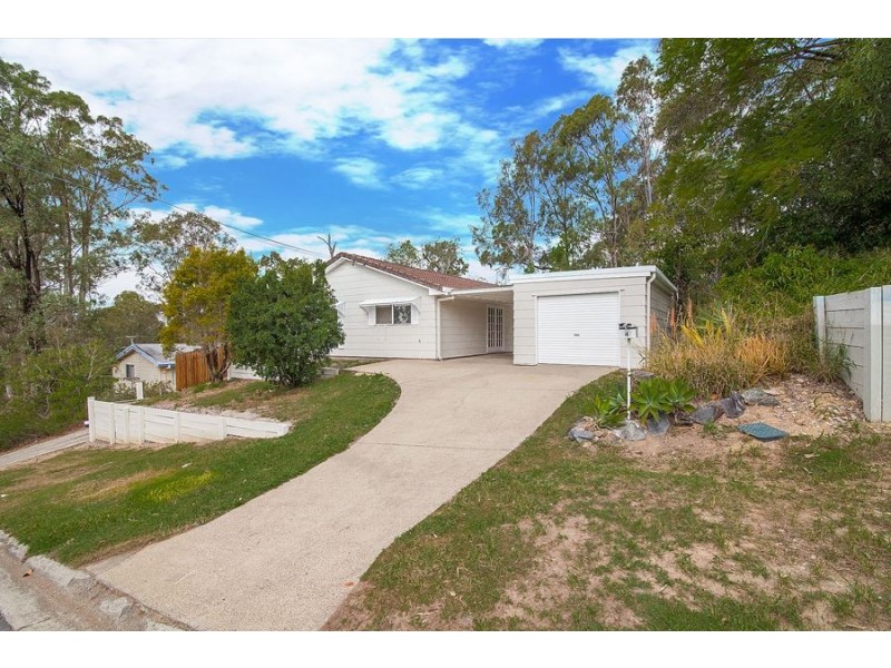 4 Jeetho Street, Holmview QLD 4207