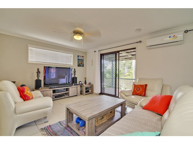 53 Lima Street, Edens Landing QLD 4207