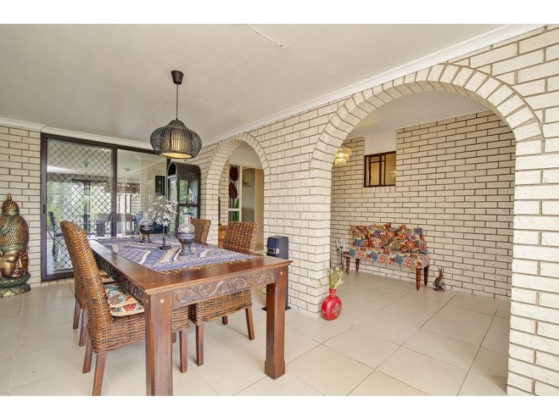 53 Lima Street, Edens Landing QLD 4207