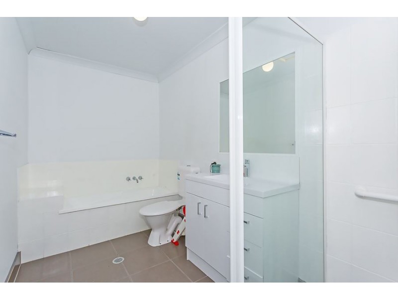 19 Susan Godfrey Drive, Windaroo QLD 4207