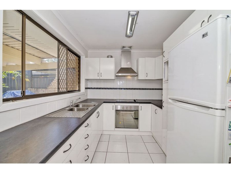 6 Petringa Crescent, Springwood QLD 4127