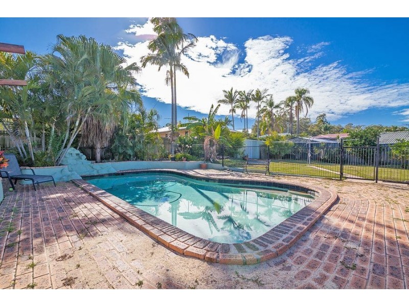 6 Petringa Crescent, Springwood QLD 4127