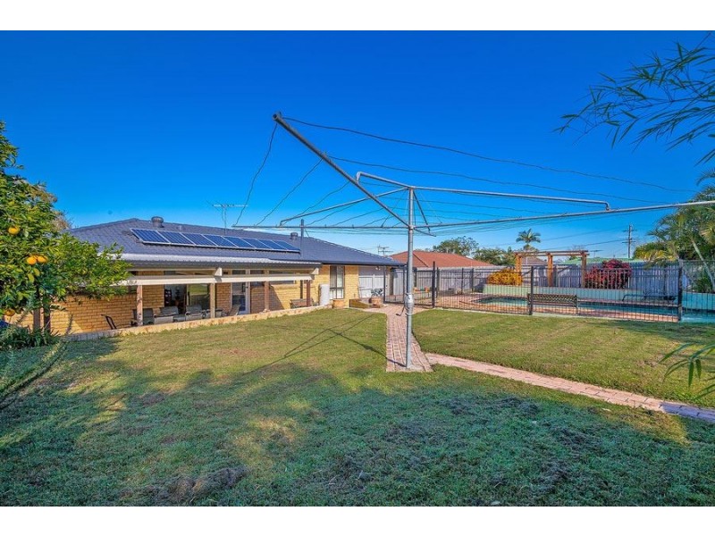 6 Petringa Crescent, Springwood QLD 4127