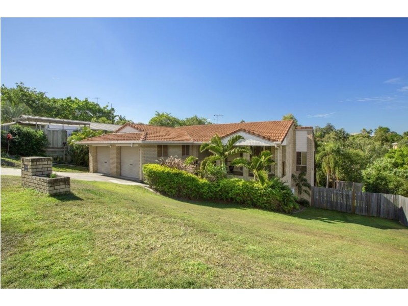 4 Yvonne Crescent, Mount Warren Park QLD 4207