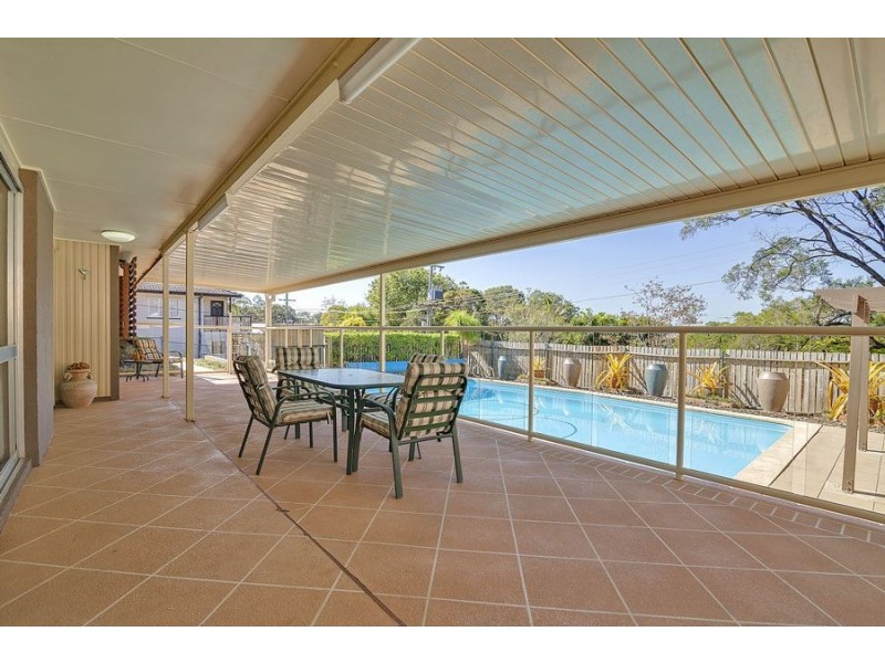 12 Hill Street, Kingston QLD 4114