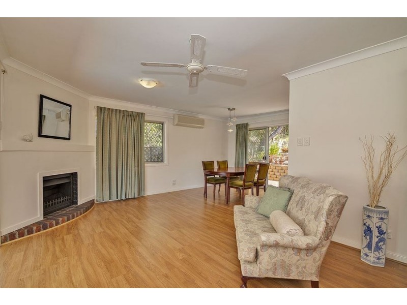 12 Hill Street, Kingston QLD 4114