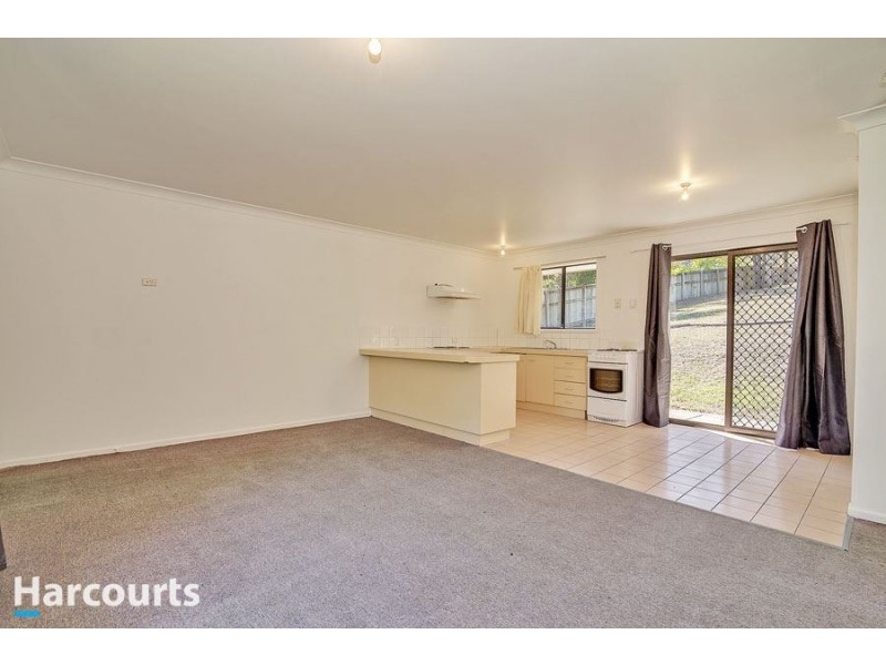 16 Morisset Court, Edens Landing QLD 4207