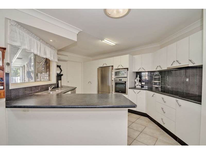 10 Berendt Court, Meadowbrook QLD 4131