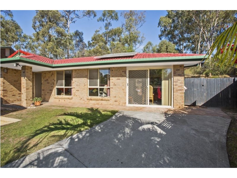 25 Morisset Court, Edens Landing QLD 4207