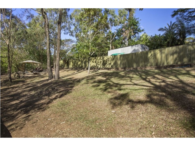 25 Morisset Court, Edens Landing QLD 4207