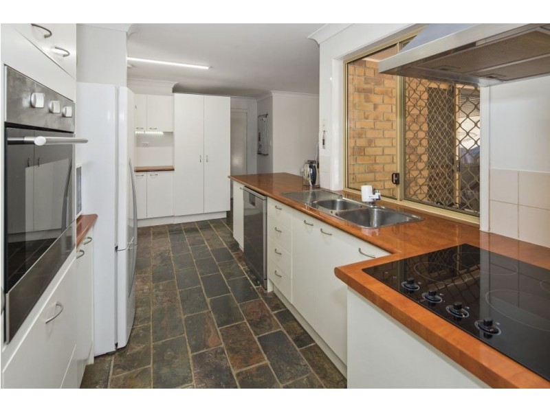 25 Morisset Court, Edens Landing QLD 4207