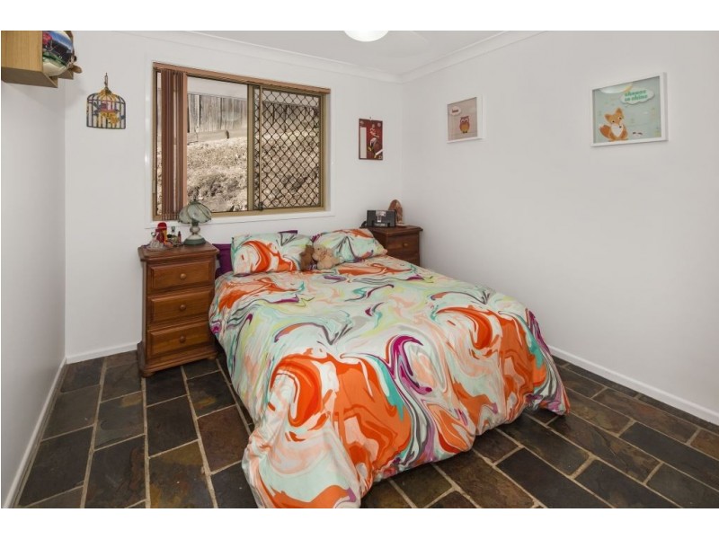 25 Morisset Court, Edens Landing QLD 4207