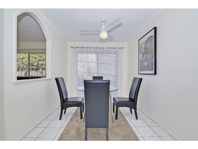 31 Wantana Crescent, Edens Landing QLD 4207