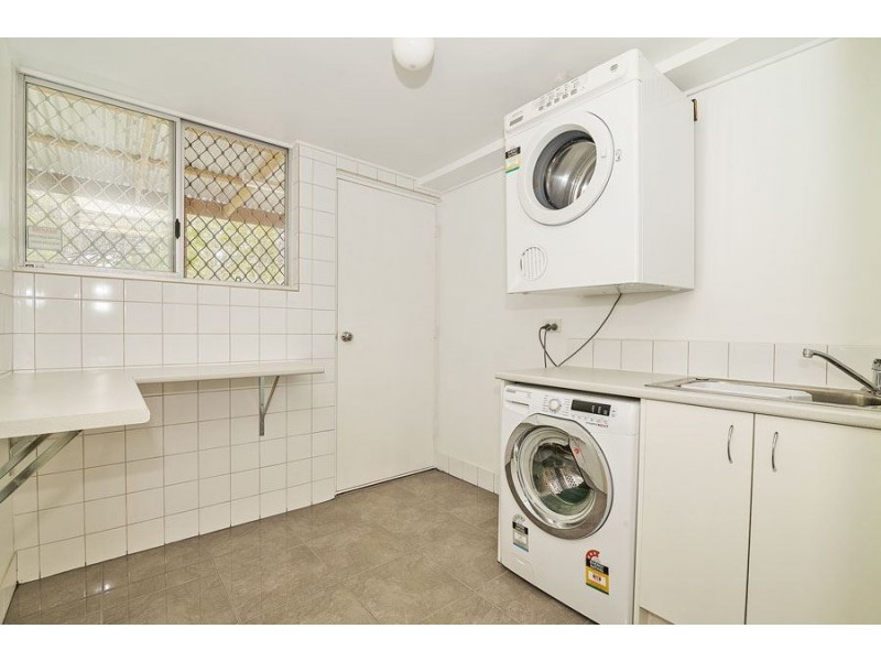 11 Curlew Crescent, Eagleby QLD 4207