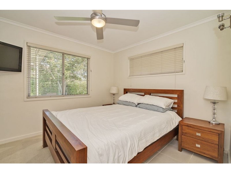 9 Dongarven Drive, Eagleby QLD 4207