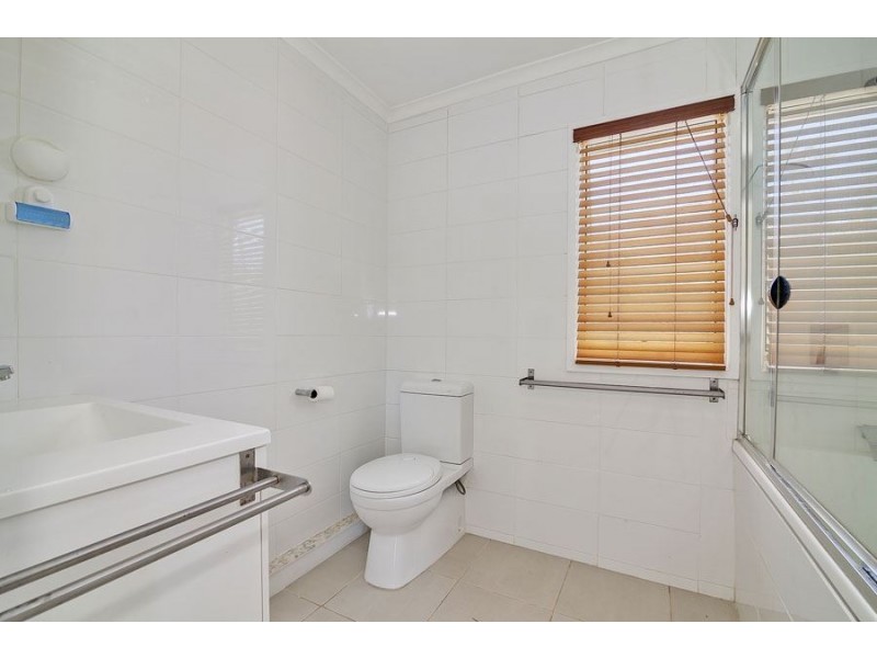 9 Dongarven Drive, Eagleby QLD 4207