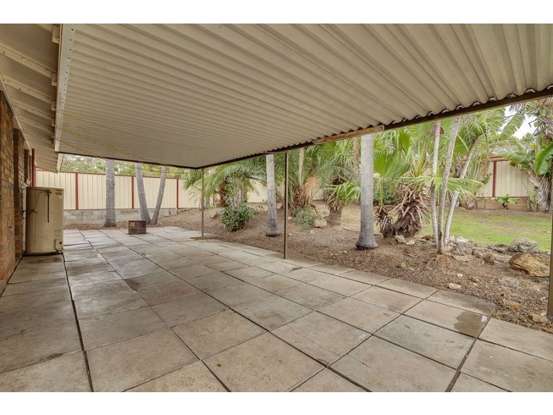 46 Avonmore Street, Edens Landing QLD 4207