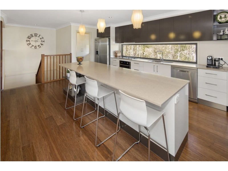 30 Millstream Retreat, Waterford QLD 4133