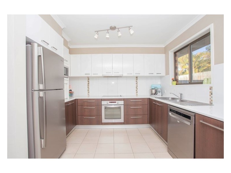 16 Denkmann Court, Windaroo QLD 4207