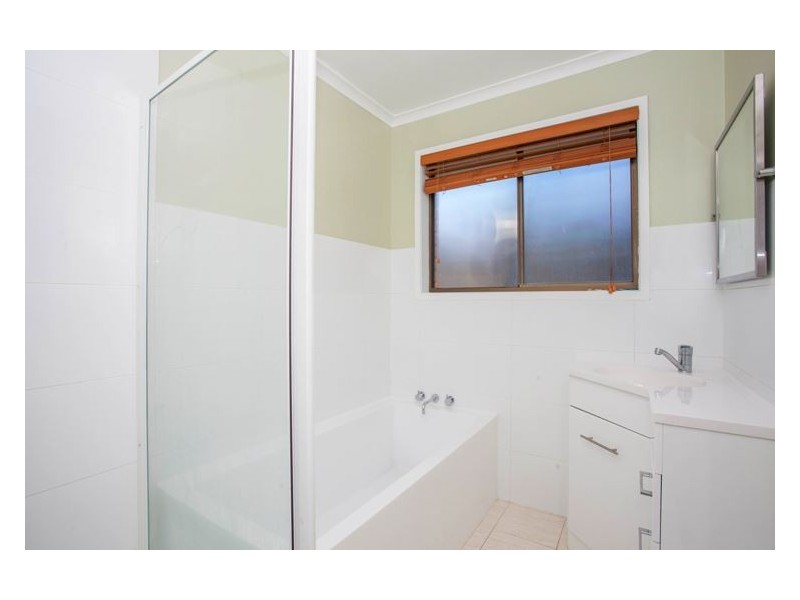 16 Denkmann Court, Windaroo QLD 4207