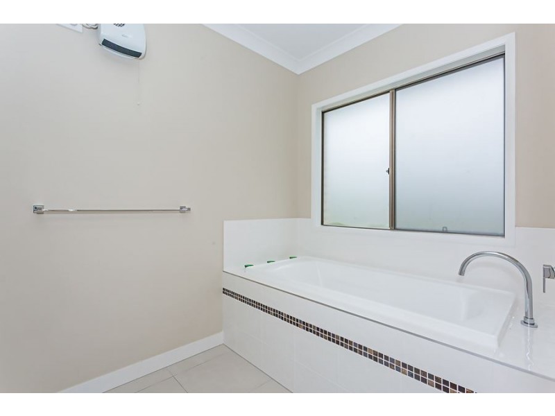 23 Conimbla Crescent, Waterford QLD 4133