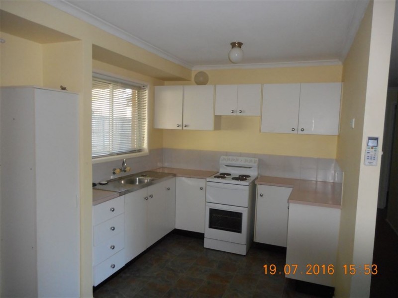 4 Greenfield Street, Eagleby QLD 4207