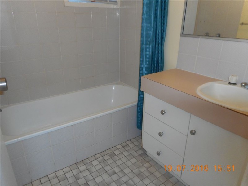 4 Greenfield Street, Eagleby QLD 4207