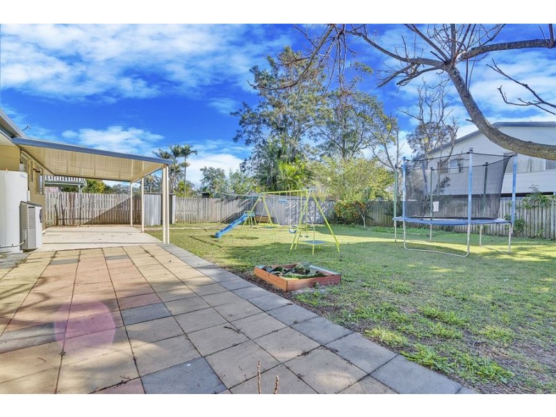 8 Magra Court, Eagleby QLD 4207
