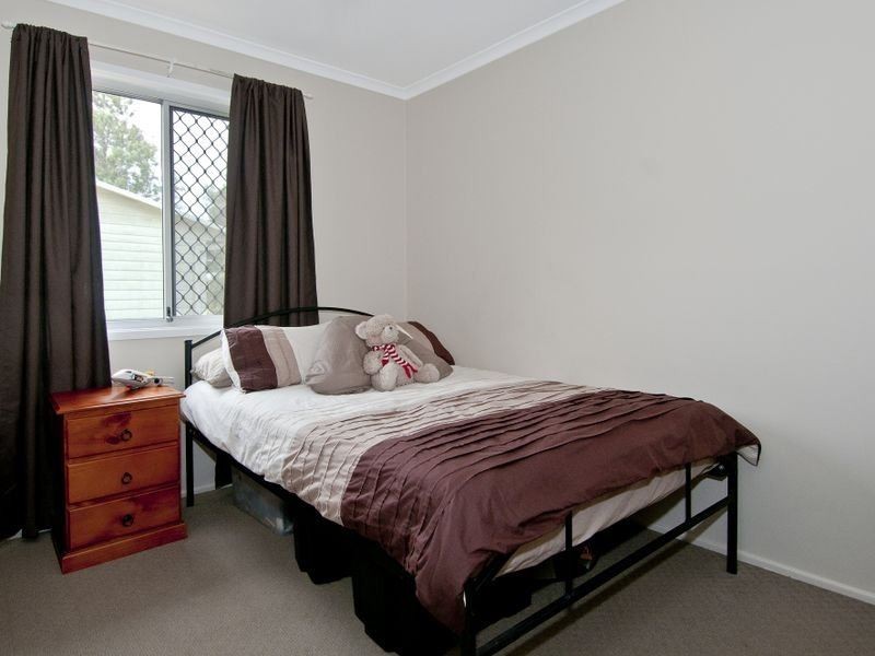 9 Londy Street, Eagleby QLD 4207