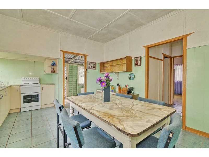 228 Quinns Hill Road West, Stapylton QLD 4207