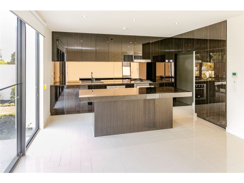2336 Meliah Close, Sanctuary Cove QLD 4212