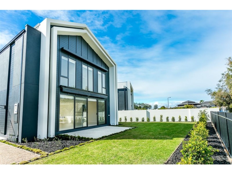 2336 Meliah Close, Sanctuary Cove QLD 4212