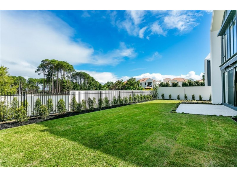 2336 Meliah Close, Sanctuary Cove QLD 4212