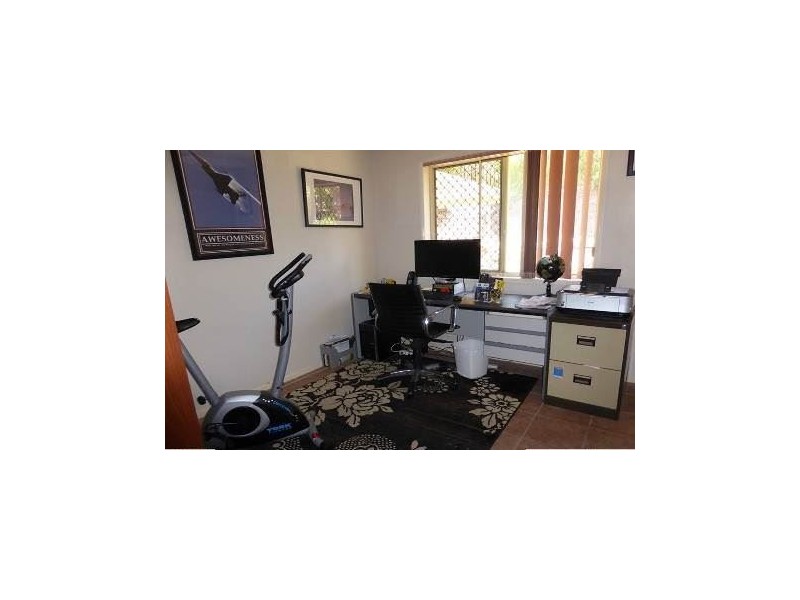43 Kummara Road, Edens Landing QLD 4207