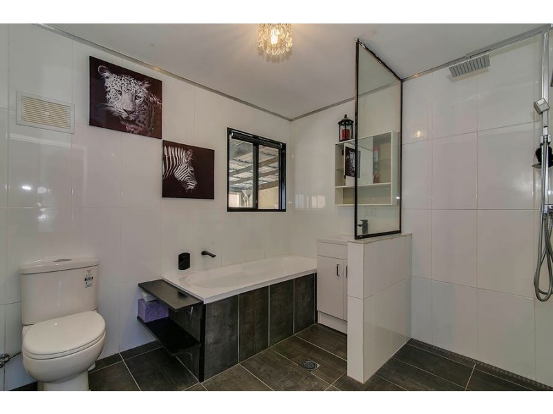 3 Devron Court, Eagleby QLD 4207