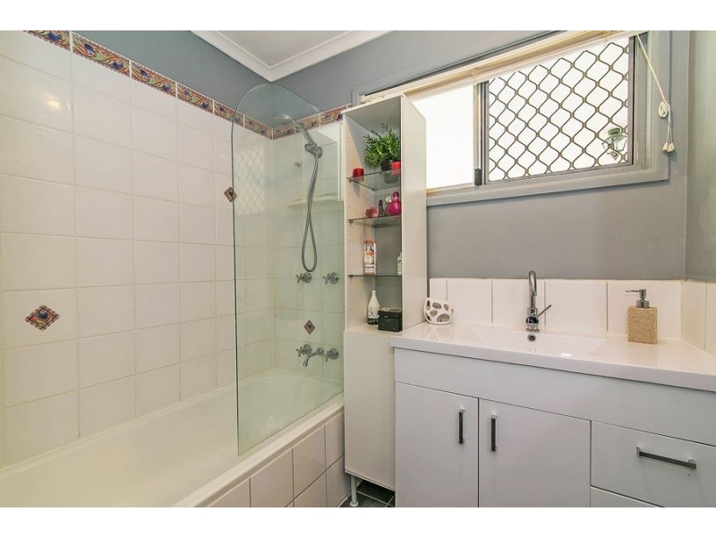 2 Buchanan Street, Beenleigh QLD 4207