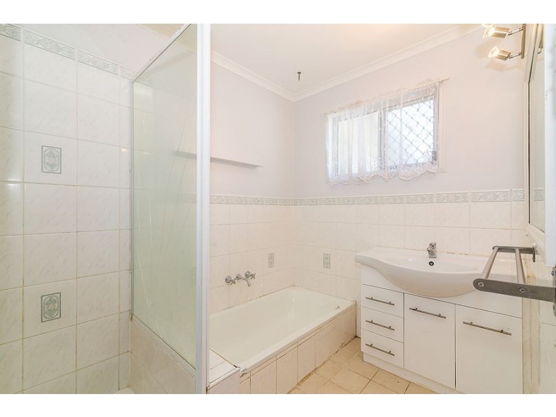 4 Blackbutt Street, Crestmead QLD 4132