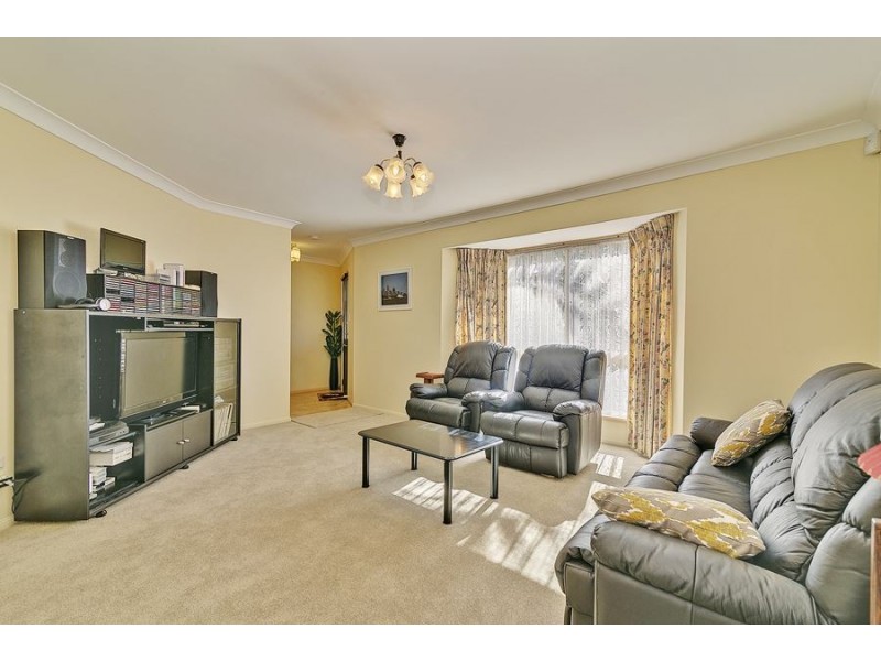 12 Berendt Court, Meadowbrook QLD 4131