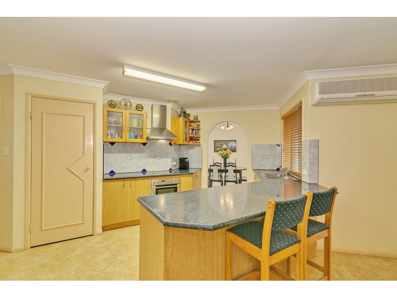 12 Berendt Court, Meadowbrook QLD 4131