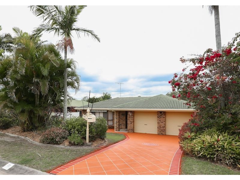 11 Prenzlau Crest, Windaroo QLD 4207